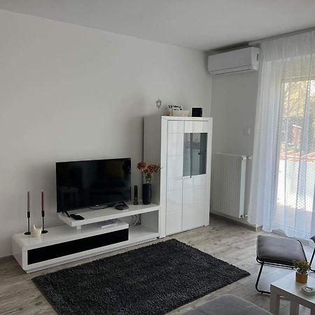 Ada Apartman Sopron Exterior photo
