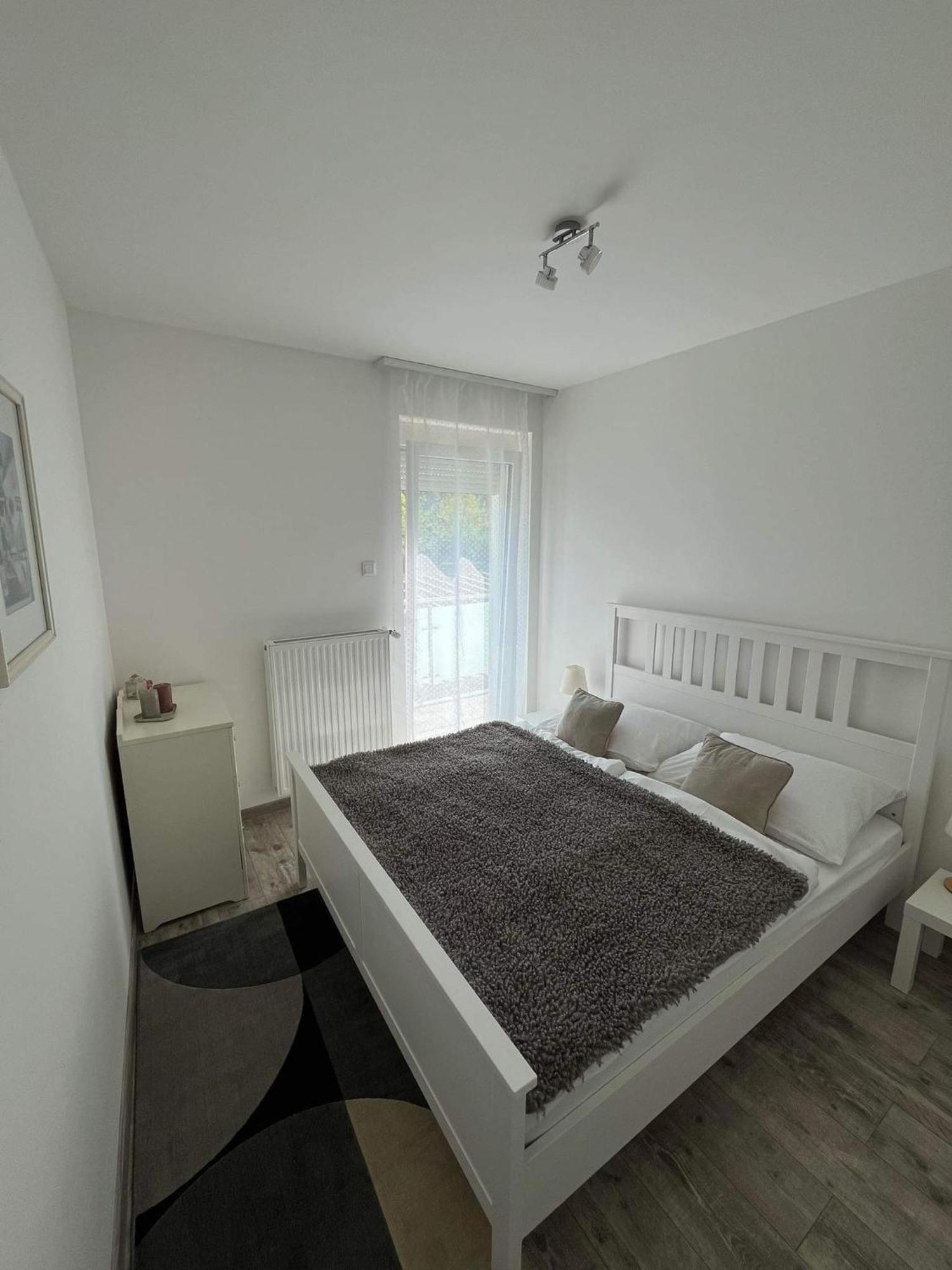 Ada Apartman Sopron Exterior photo