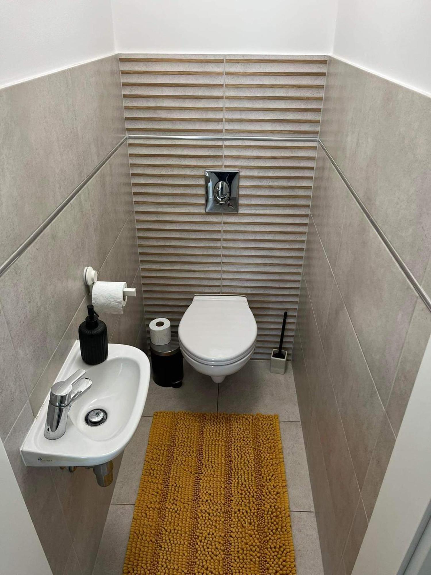 Ada Apartman Sopron Exterior photo
